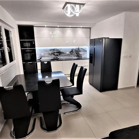 Bartol Luxury Apartments Krk Croatia, With Own Hot Tub - Whirlpool Krk Town Dış mekan fotoğraf