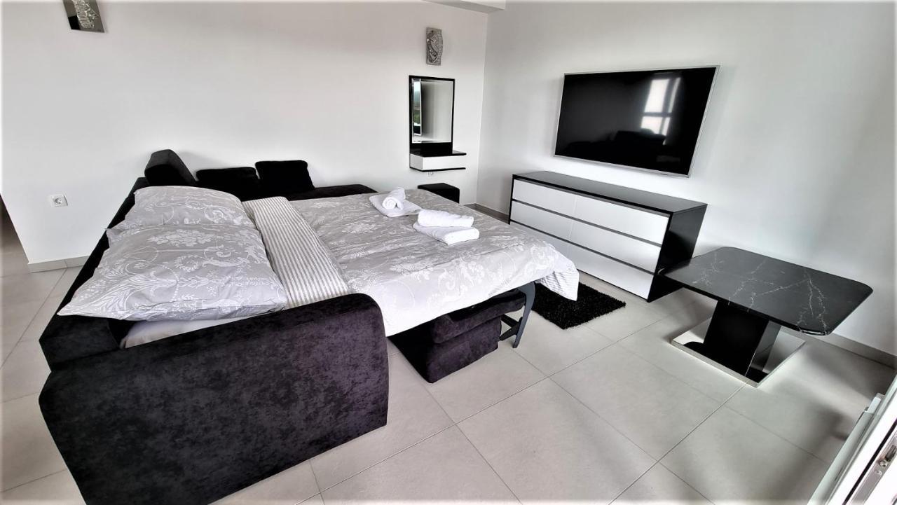 Bartol Luxury Apartments Krk Croatia, With Own Hot Tub - Whirlpool Krk Town Dış mekan fotoğraf