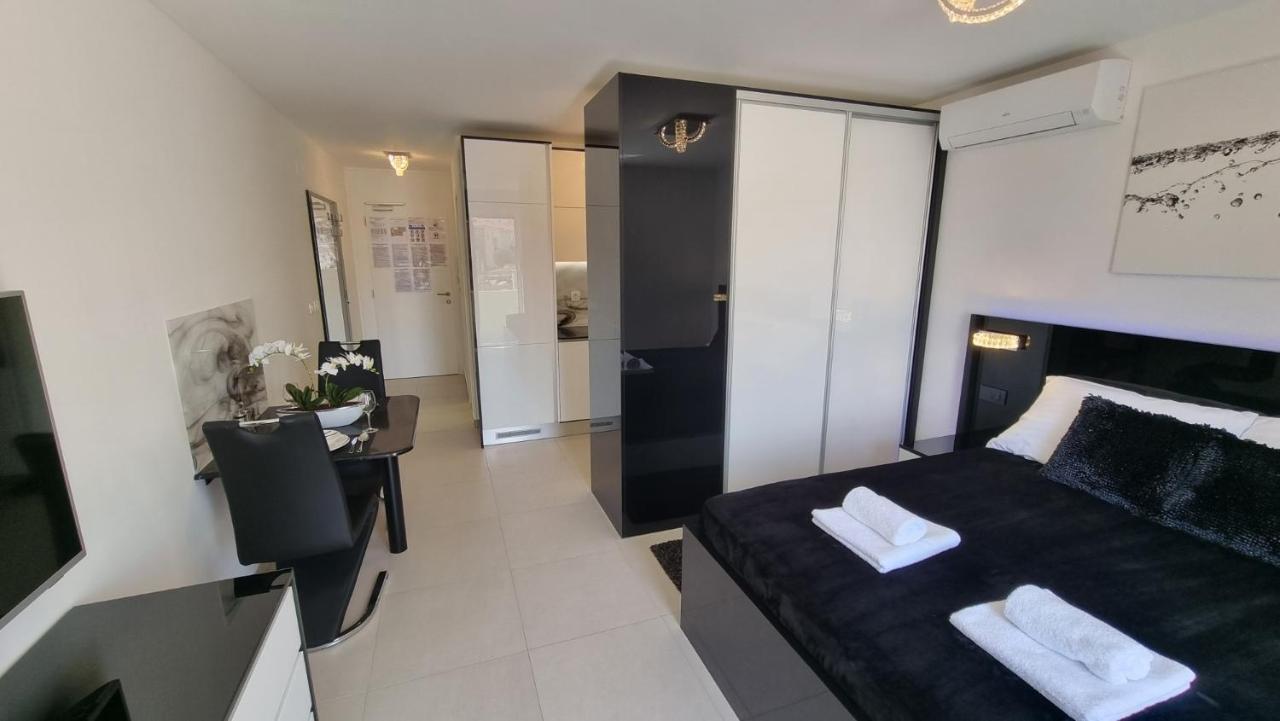 Bartol Luxury Apartments Krk Croatia, With Own Hot Tub - Whirlpool Krk Town Dış mekan fotoğraf
