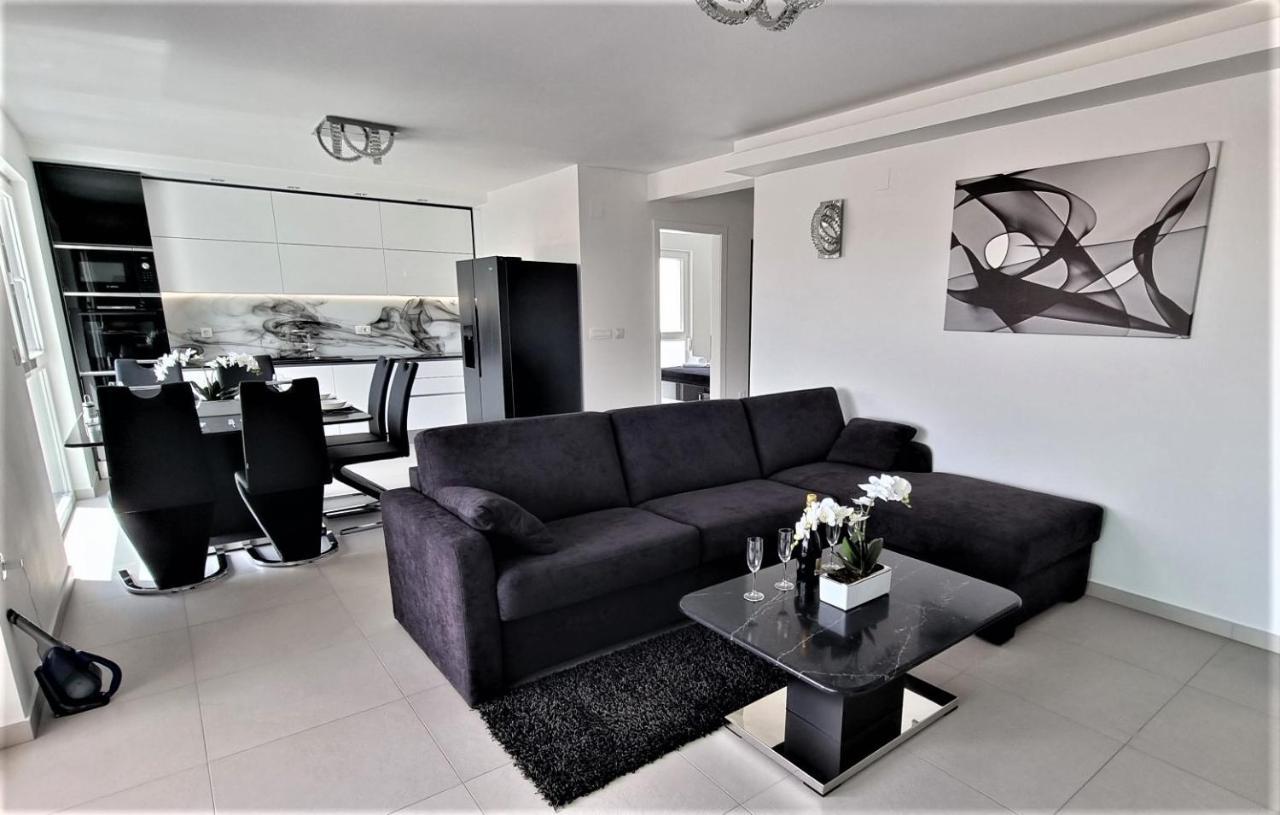 Bartol Luxury Apartments Krk Croatia, With Own Hot Tub - Whirlpool Krk Town Dış mekan fotoğraf