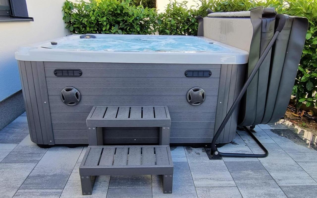 Bartol Luxury Apartments Krk Croatia, With Own Hot Tub - Whirlpool Krk Town Dış mekan fotoğraf