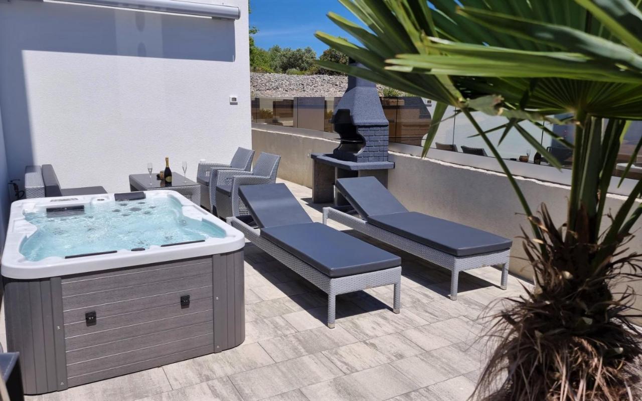 Bartol Luxury Apartments Krk Croatia, With Own Hot Tub - Whirlpool Krk Town Dış mekan fotoğraf
